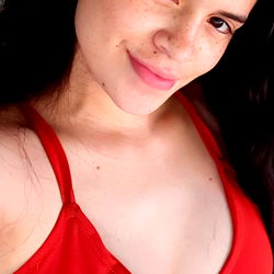 MARรA MORALES photo