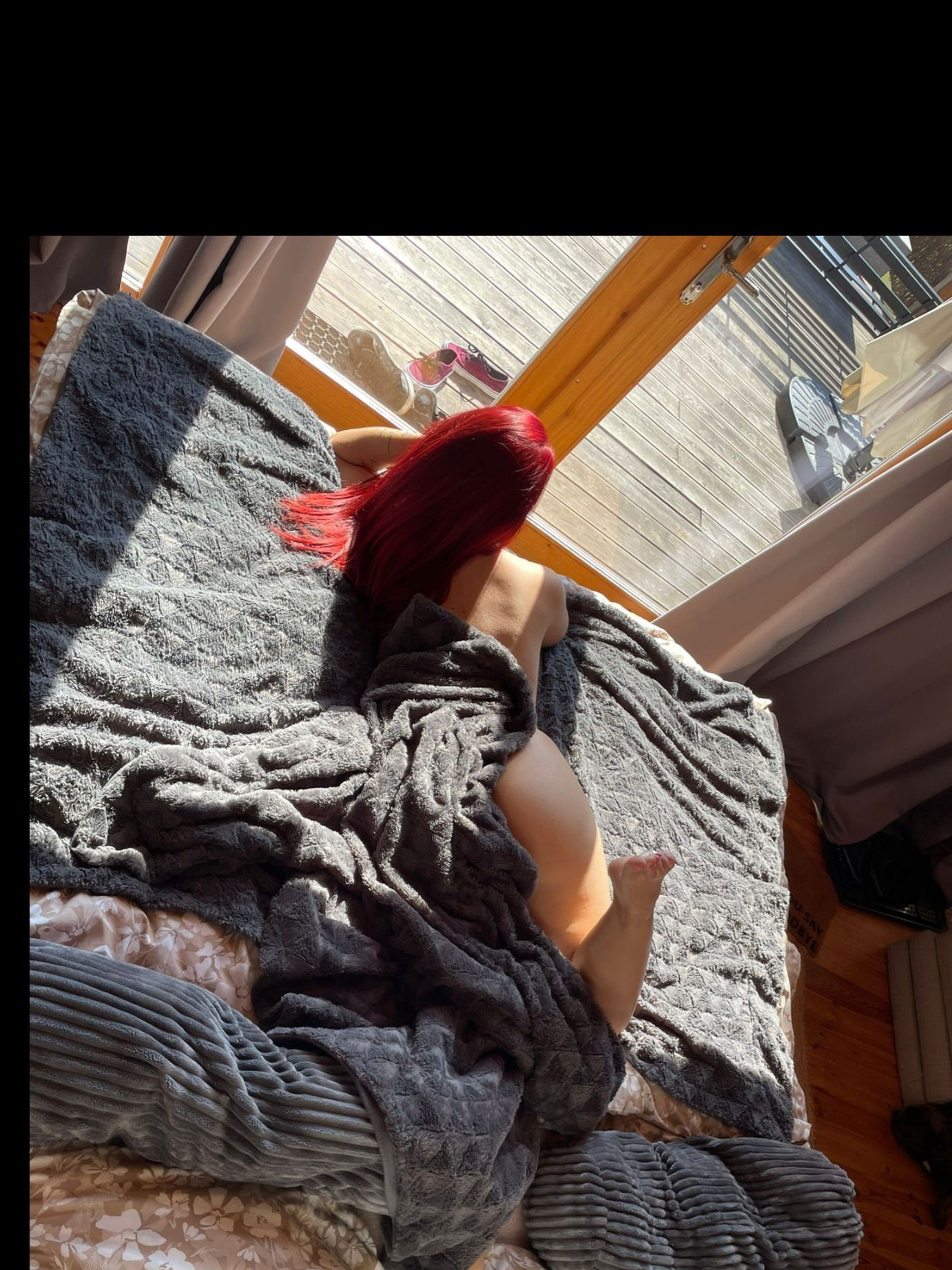 Poslušná holka photo