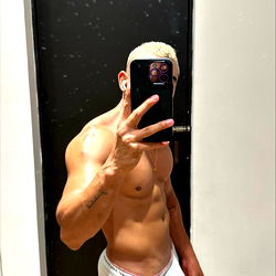 Andres Castillo, Colombian OnlyFans Model