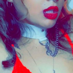 Adult model Pearl H.,