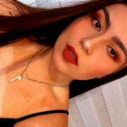 Angie Paola Perez Avila, 18-year-old Spanish model for OnlyFans