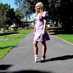 LittleMiss in Classic Ballet Pose