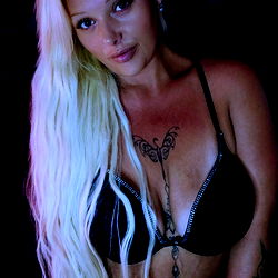 ❤️ Nikki Banks ❤️ photo