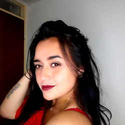 AleYDH, a model from Colombia