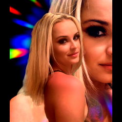 Ashley Davenport: A Striking Model