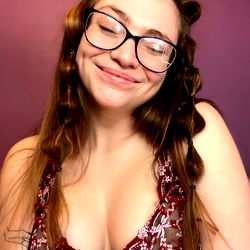 OnlyFans Model ✨BABY VIOLET✨ - Free Dick Rate Card