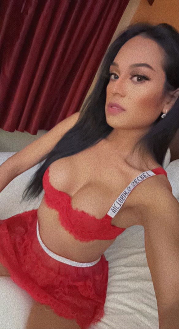 Exotic Ts  Latina ready to play photo