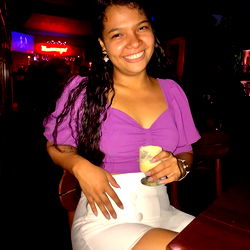 Jhoana de almeida photo