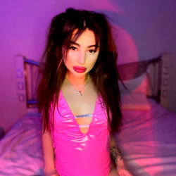 Aida's Exclusive Photos