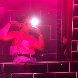 Anaïs in a Stylish Bathroom Setting