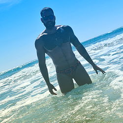 Adrian veracierta photo