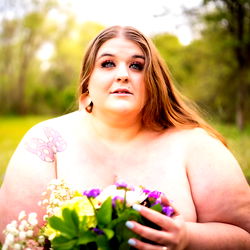 Nettyyylove, Beautiful and Curvy