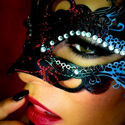 Striking and Sensual Masquerade Model