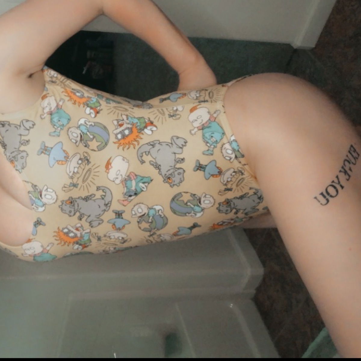 White trash ash with a lil bit of clASS photo