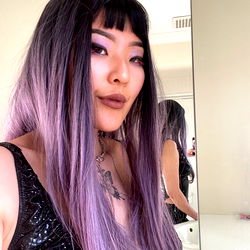 Striking Image of OnlyFans Model H