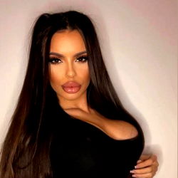 Model Ariana Costache, OnlyFans