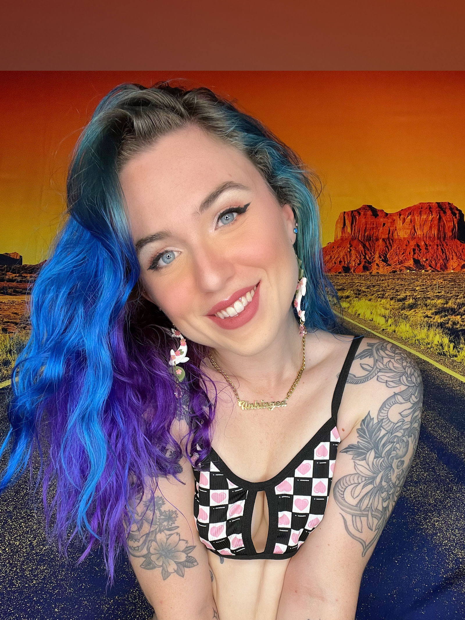 𝐒𝐀𝐆𝐄 𝐭𝐡𝐞 𝐒𝐈𝐙𝐄 𝐐𝐔𝐄𝐄𝐍 🌈💦🌺✨🕳 photo