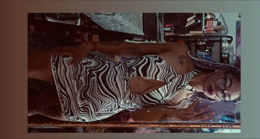 K E I L A 💫 photo