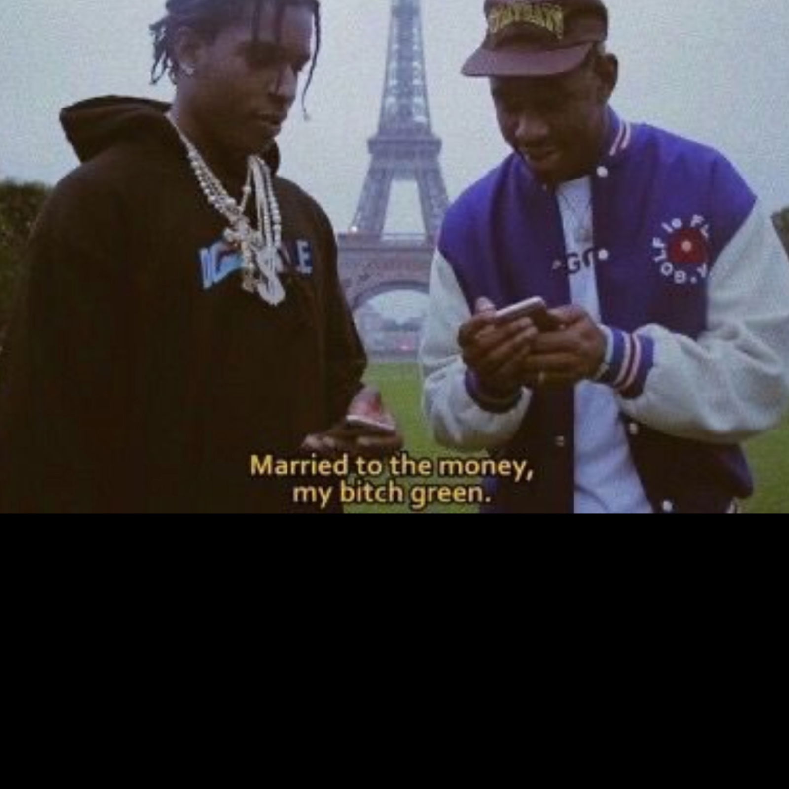 Å L Ë X X • photo