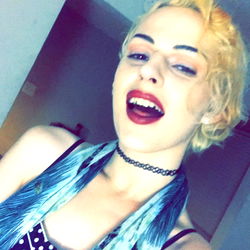 Angel Hayworth: Model and Influencer Showcase