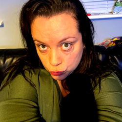 London-based Model Sarziboom