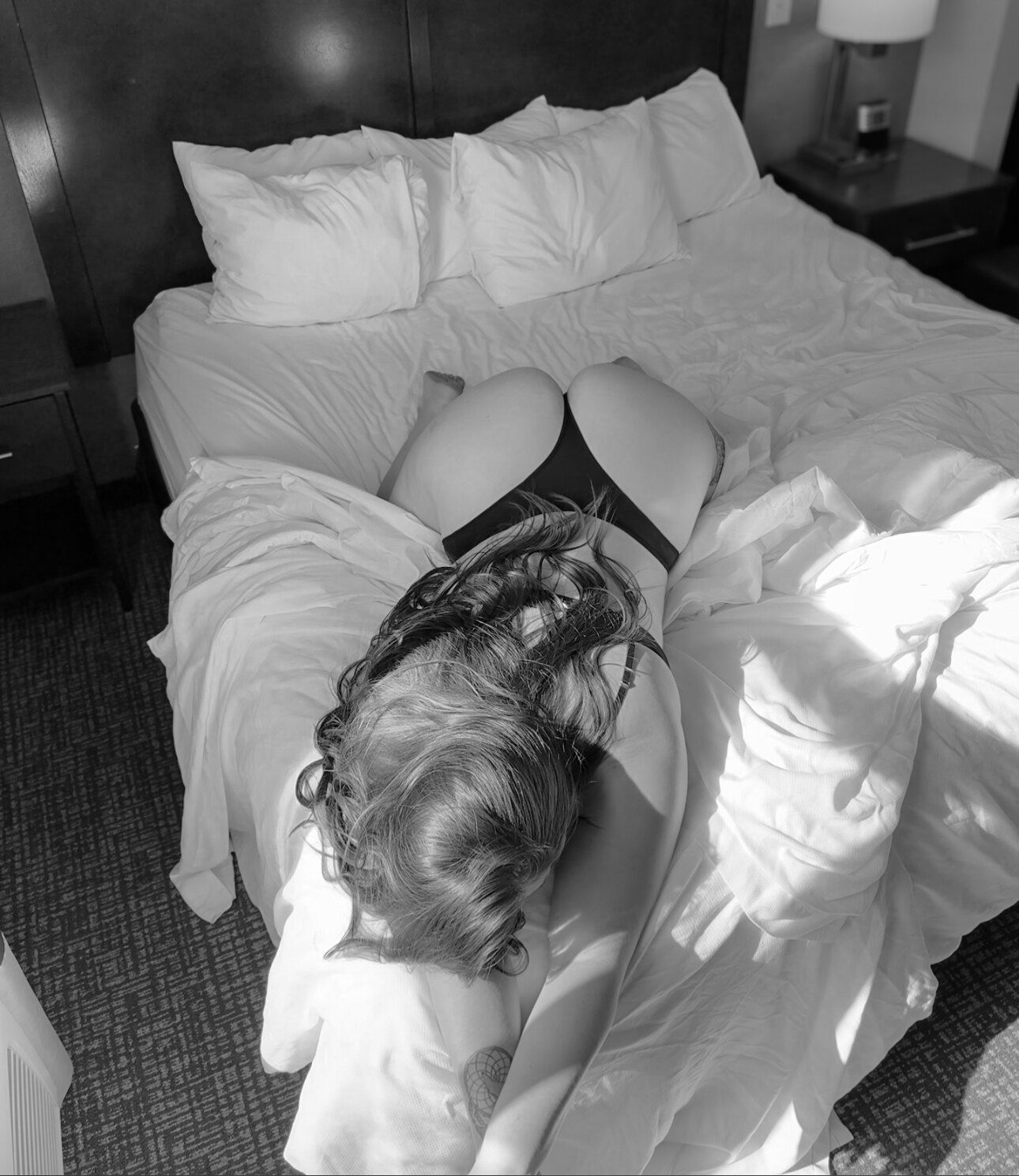 Mia Rae — ur faveeee m i l f🫶🏼 photo