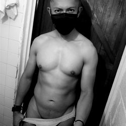 AngelX - A Photographer's Perspective on the Influence of Social Media on Modeling in Mexico City