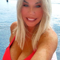 Nicki | Model Photos