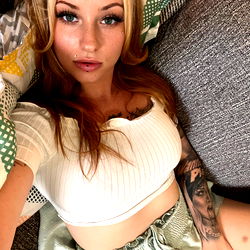 𝒙𝒐𝒎𝒂𝒓𝒚𝒚𝒆𝒐𝒙 photo