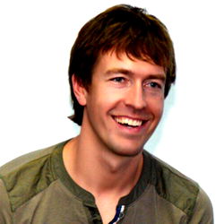 Aleks Lesley, 32 years old, Male