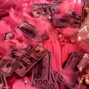 aj ๐งโโ๏ธ photo