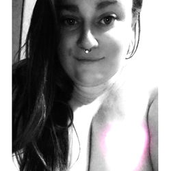 Anna - A Glamorous OnlyFans Model