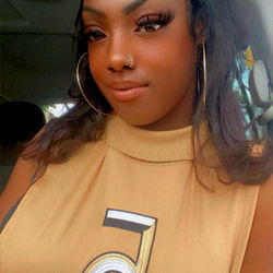 Stylish Ebony Tate Posing for OnlyFans