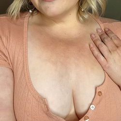 Candy Raiynn: A Las Vegas OnlyFans Model