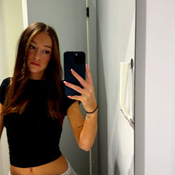 Onlyfans Model Gurlypop in Black and White