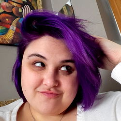 Lillian MacKenzie, a Canadian content creator with a sense of humor and vibrant style.