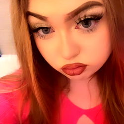 SNOW ❄️🐰 - OnlyFans Model, California 📍