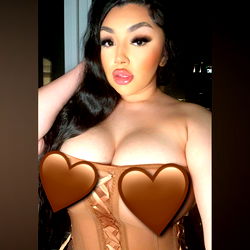 OnlyFans Model Dreena in Intimate Photoshoot