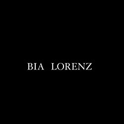 Bia Lorenz photo