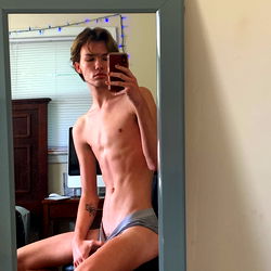 Ashton - Model Photo with Strong SEO