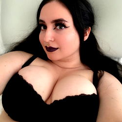 Adult Model Zoë in Lingerie