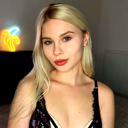 Stunning ❤️Mias Eden™ Posing in Alluring Lingerie