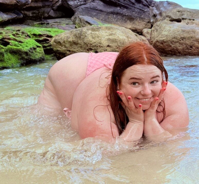 chubbybellyredhead 💗 photo