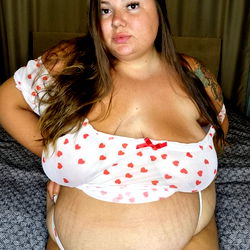 AliceMars - Full Body Shot, OnlyFans Model