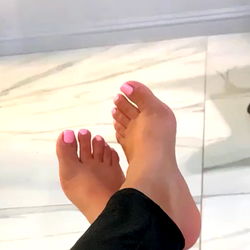Angelictoes photo