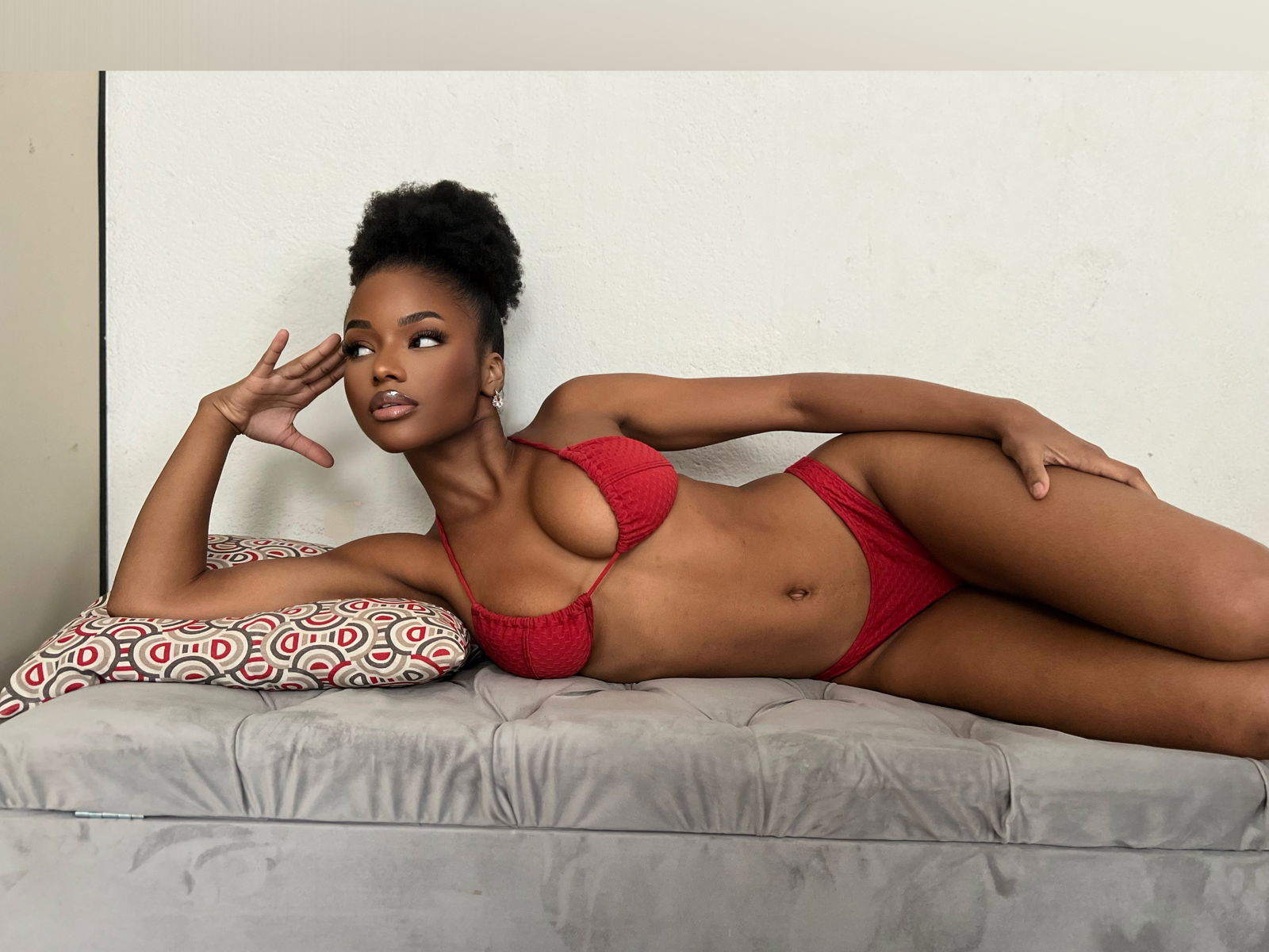 Larissa Silva🇧🇷Chocolate🍫 photo