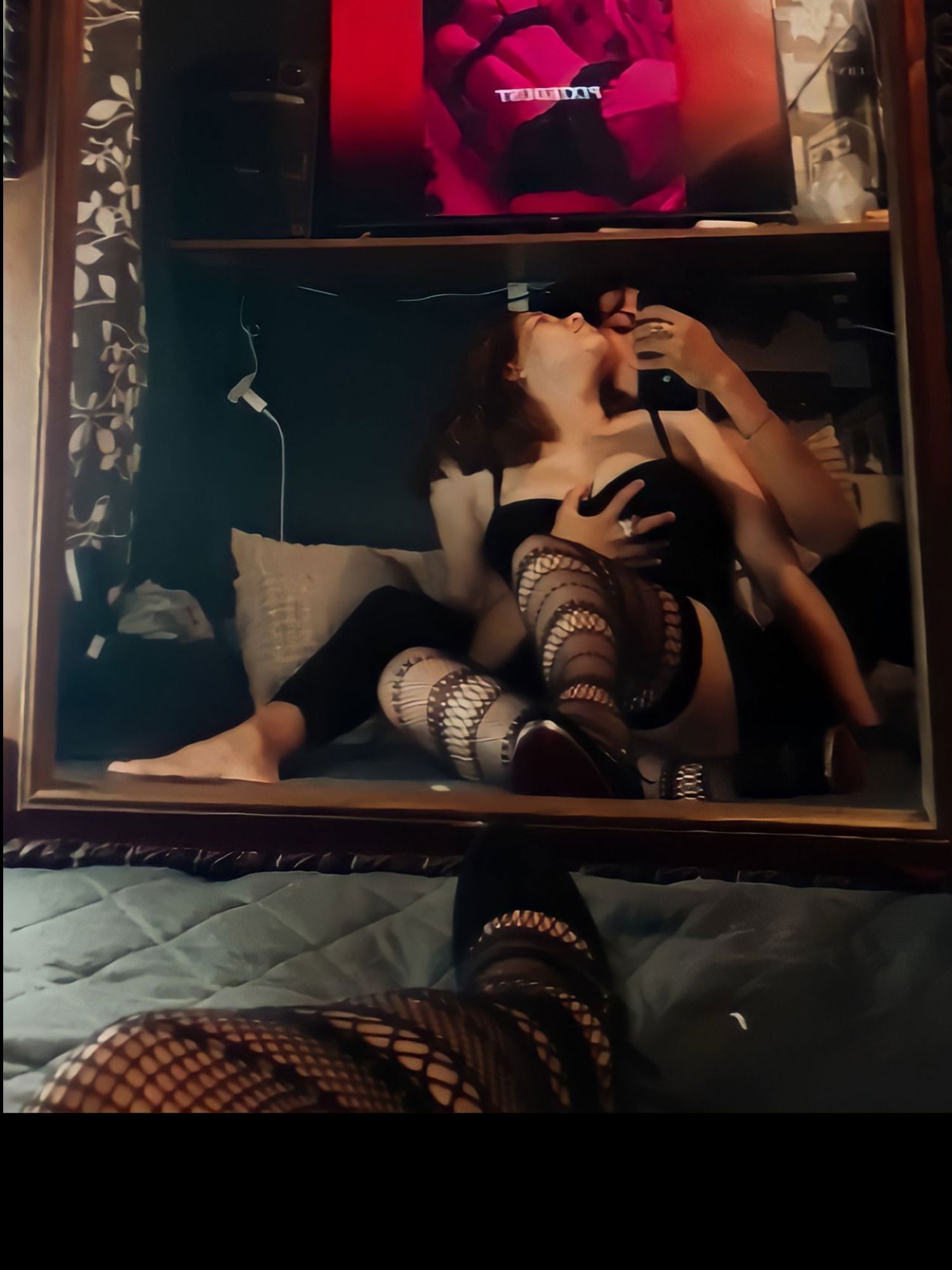 Akira Akira🔥😈🤤 photo