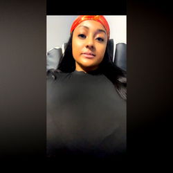 OnlyFans Model Emerald, 23, Female