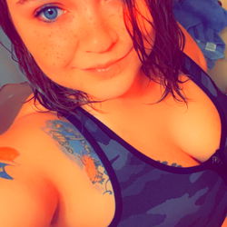 Pretty kitten 🐱 photo