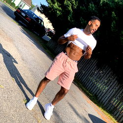 Model Chase in Outdoor Fitness Attire